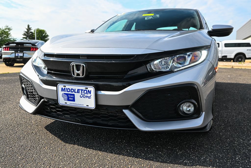 Used 2018 Honda Civic Sport image 11