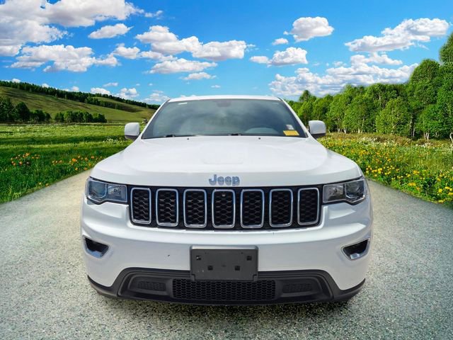 Used 2020 Jeep Grand Cherokee Laredo AWD/4WD image 2
