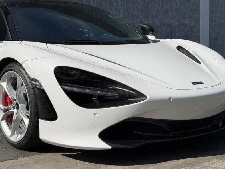 Used 2020 McLaren 720S Performance RWD image 9