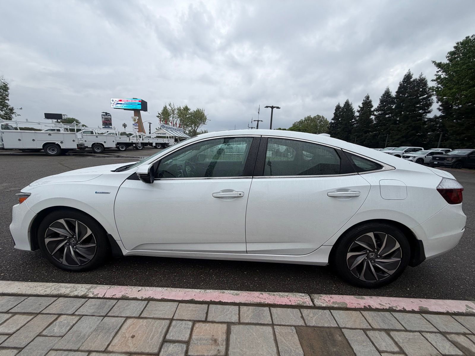 Used 2021 Honda Insight Touring image 2