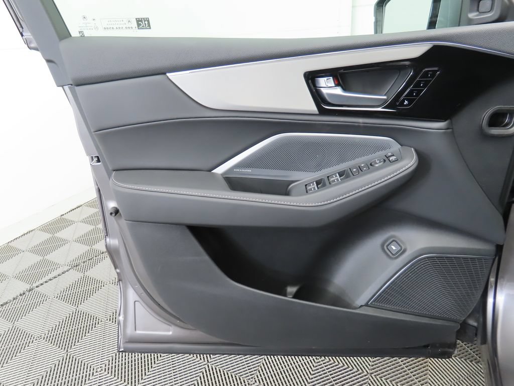 Used 2026 Acura MDX w/ Technology Package FWD image 25