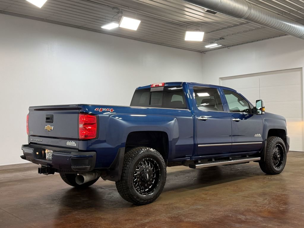 Used 2015 Chevrolet Silverado 2500 High Country w/ Duramax Plus Package image 24