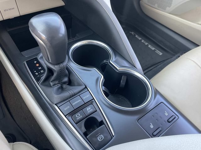Used 2020 Toyota Camry XLE FWD image 29
