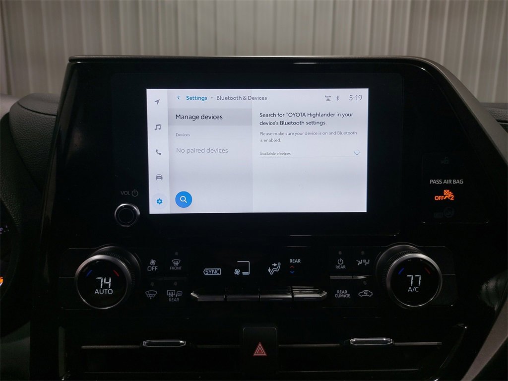 Used 2023 Toyota Highlander LE image 24