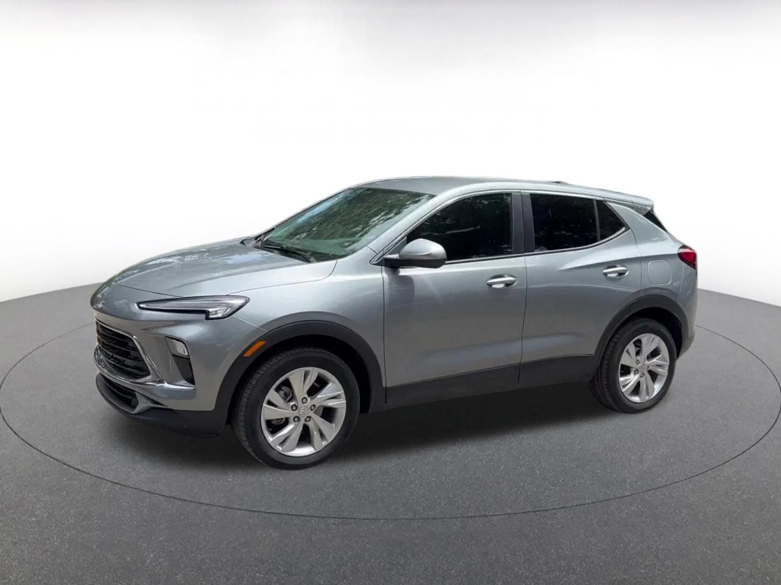 Used 2025 Buick Encore GX Preferred AWD/4WD image 8