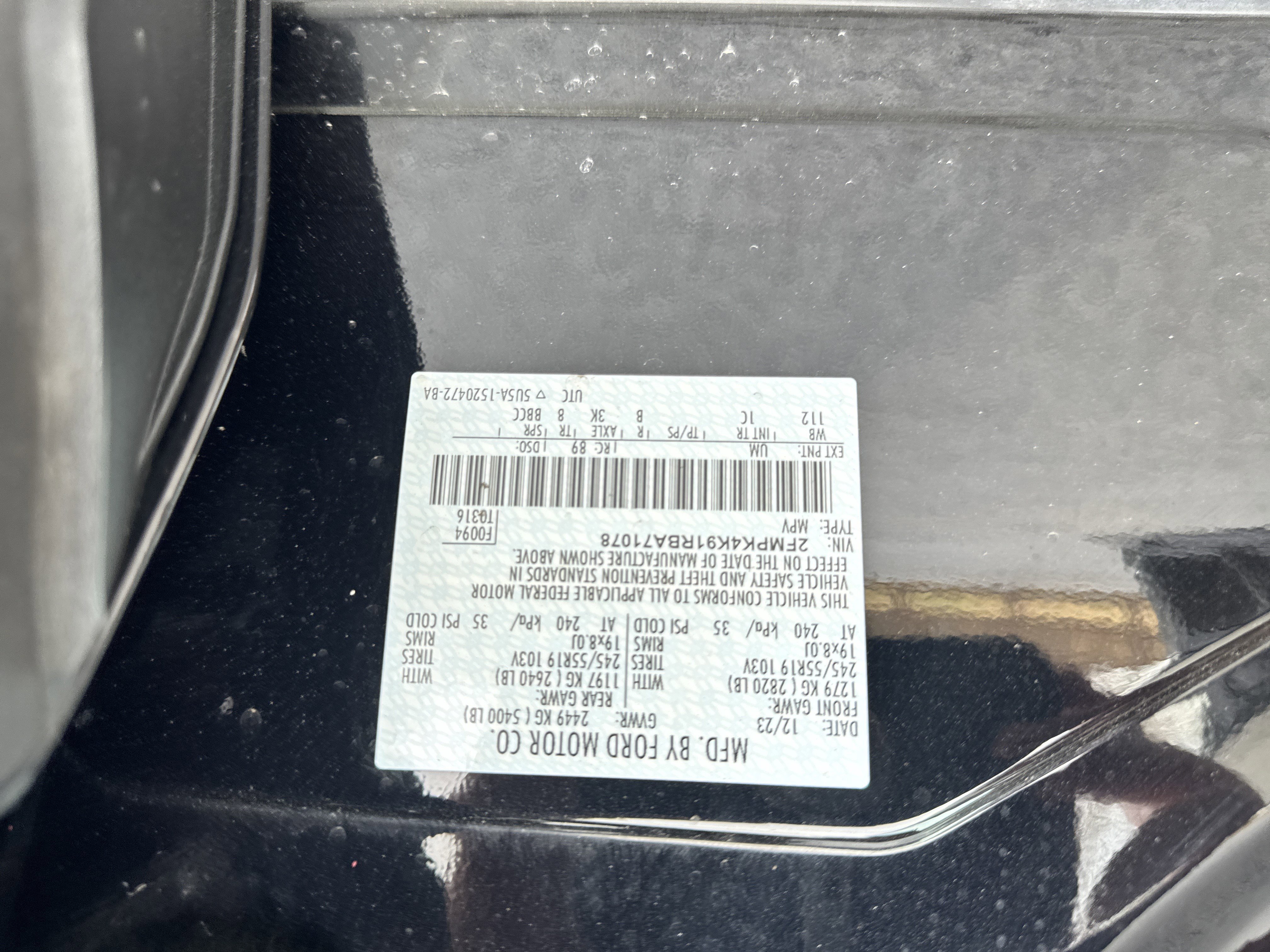 Certified 2024 Ford Edge Titanium w/ Equipment Group 301A image 31