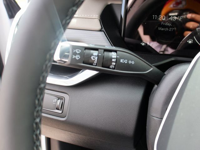 New 2026 GMC Acadia Elevation w/ Elevation Premium Package FWD image 34
