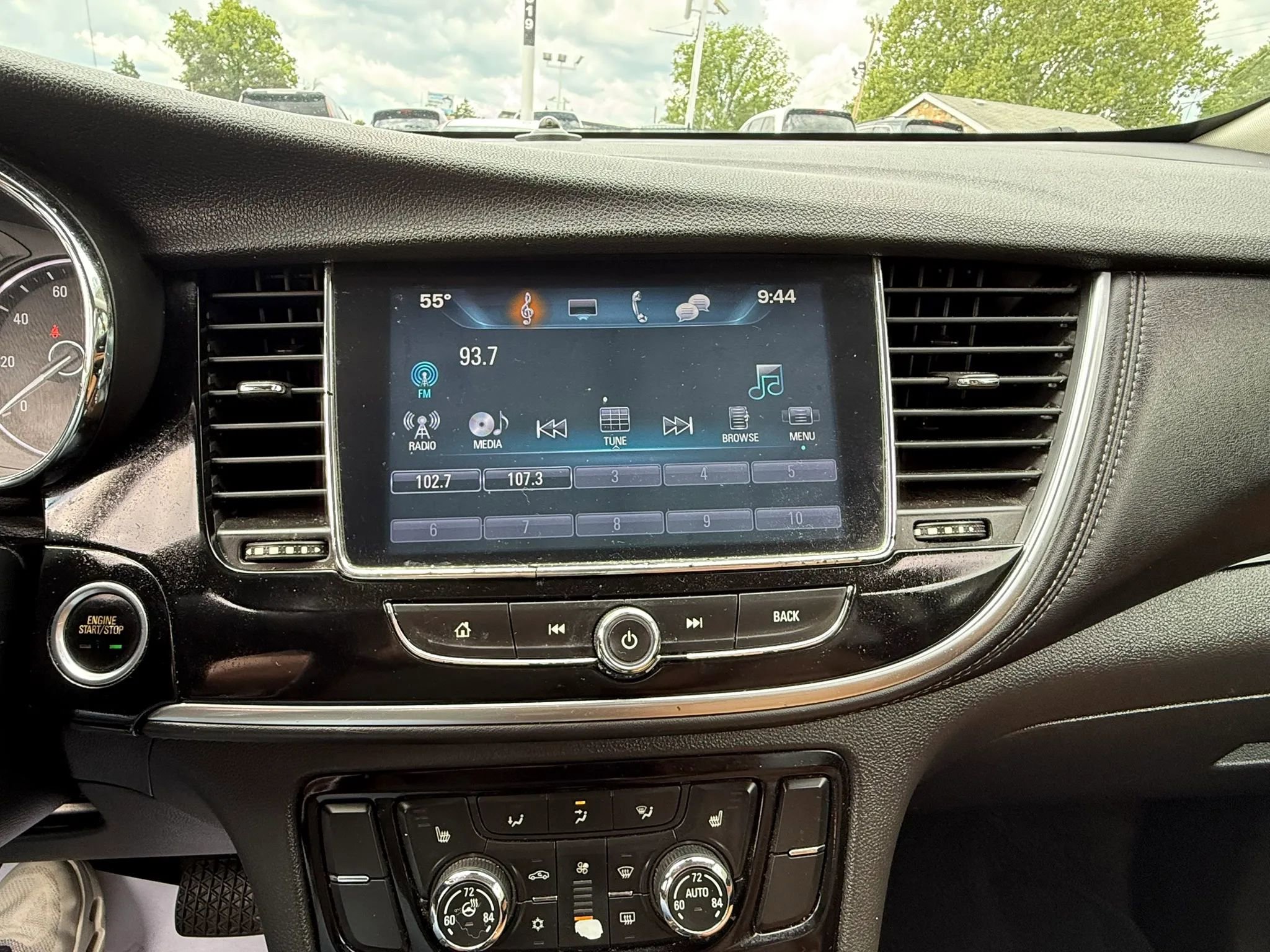 Used 2017 Buick Encore Essence FWD image 22