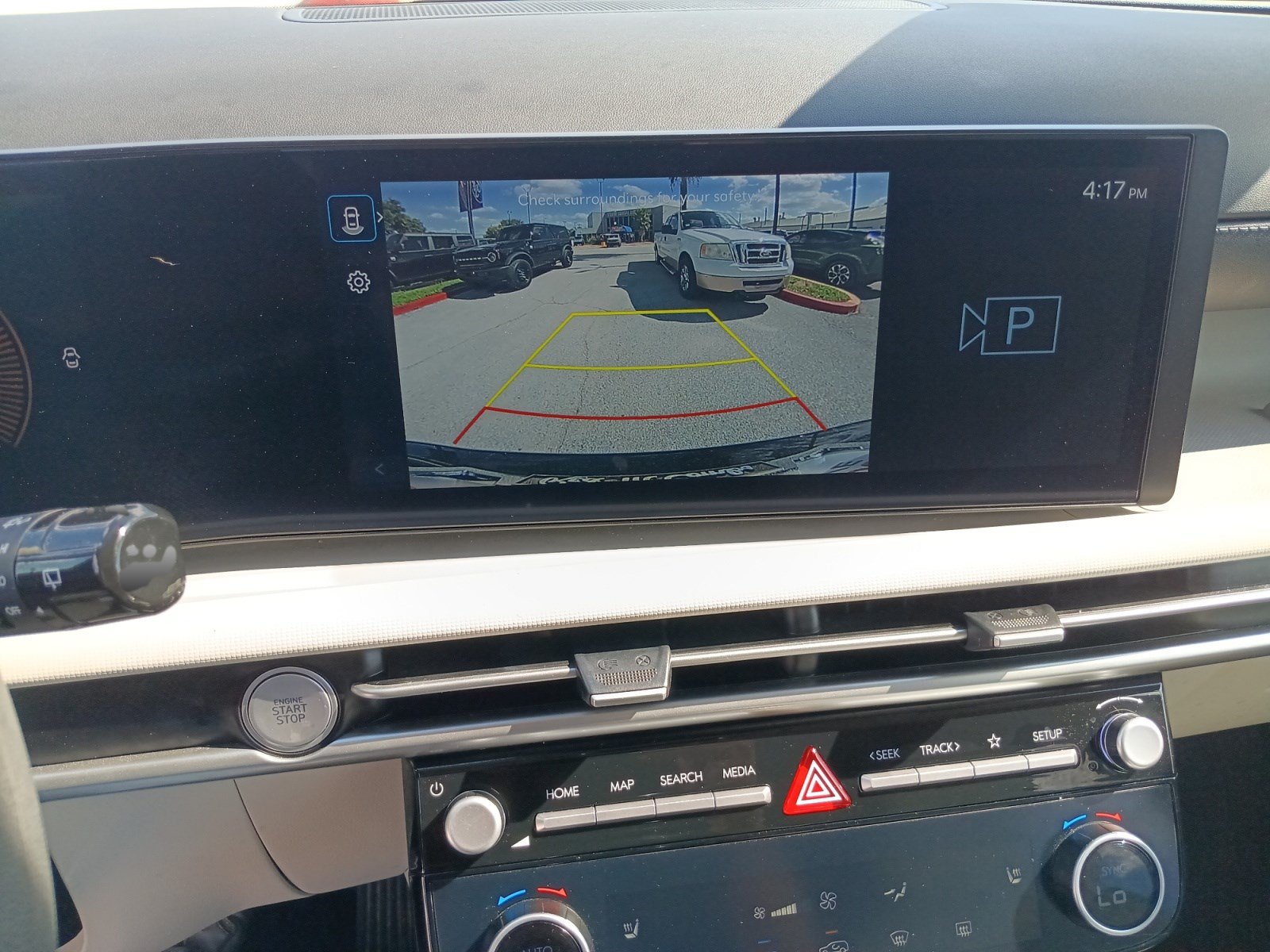 Used 2025 Hyundai Tucson SEL AWD/4WD image 16