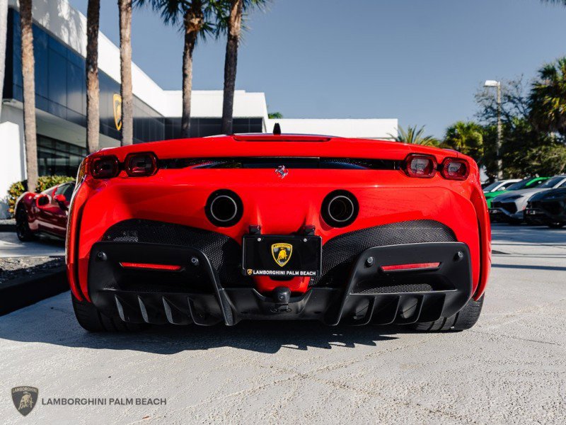 Used 2022 Ferrari SF90 Stradale image 5