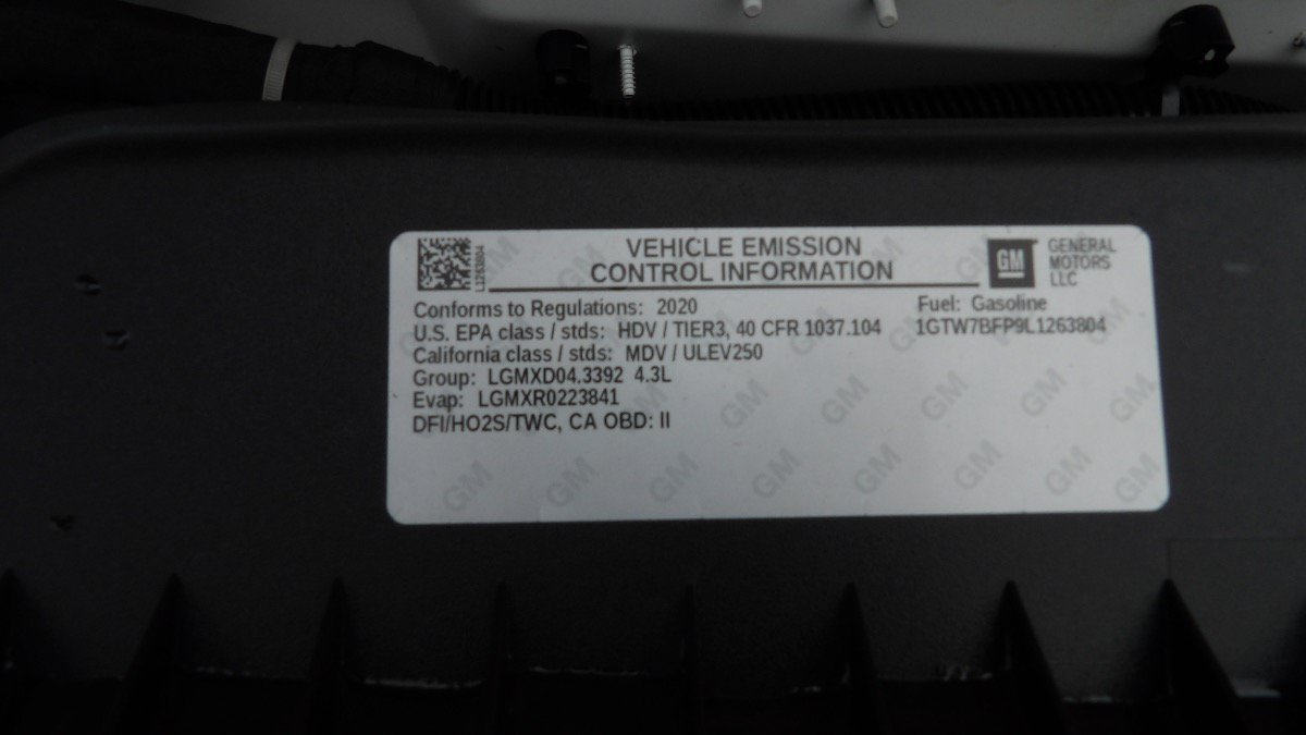 Used 2020 GMC Savana 2500 Extended w/ Driver Convenience Package RWD image 21