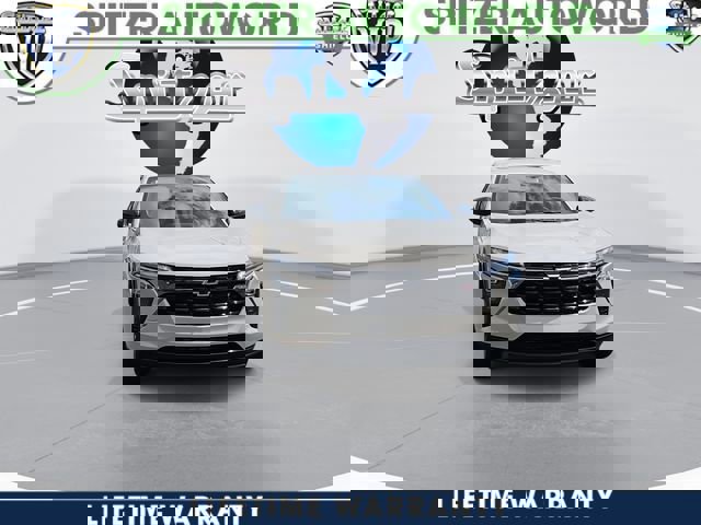 New 2026 Chevrolet Trax RS w/ Sunroof Package image 3