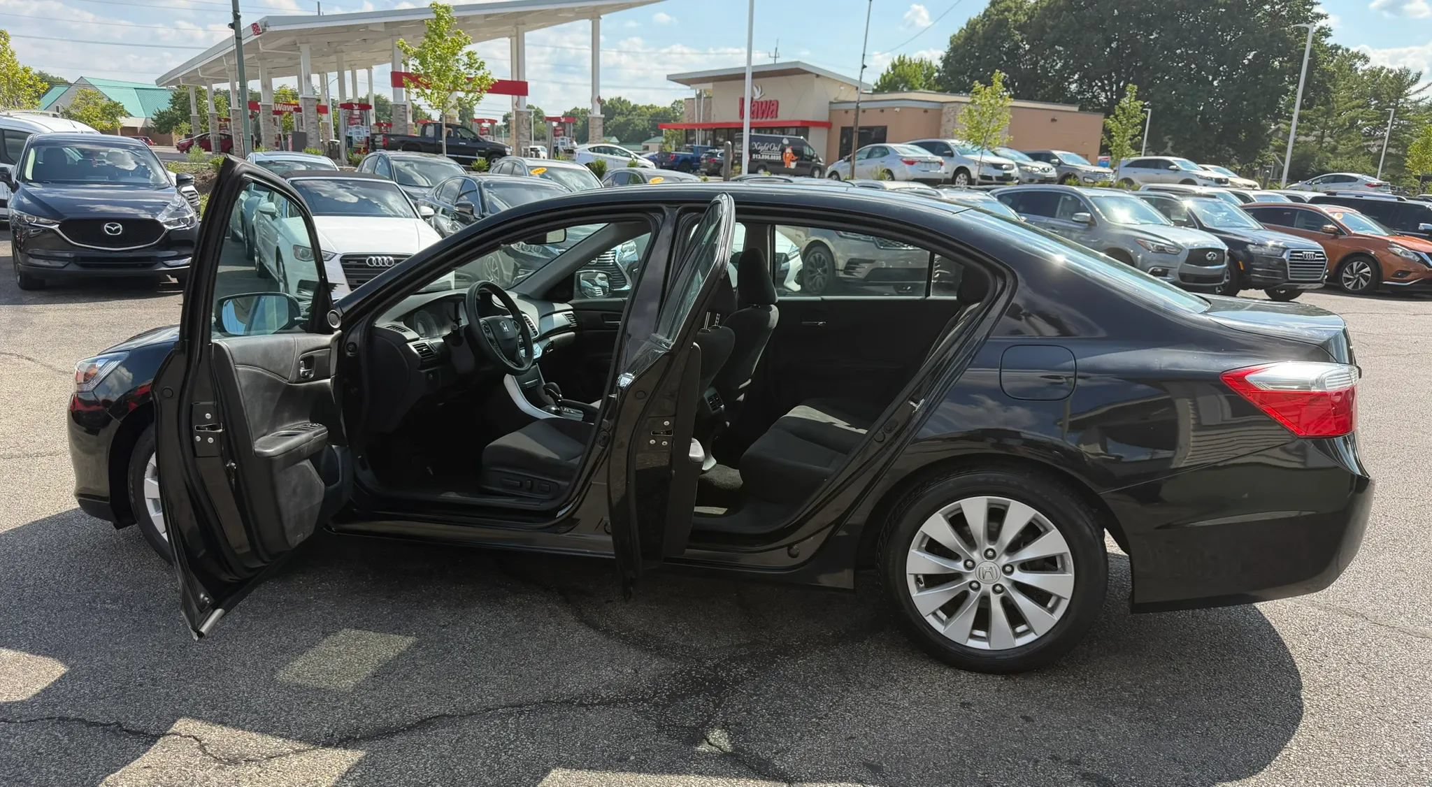 Used 2015 Honda Accord EX image 11