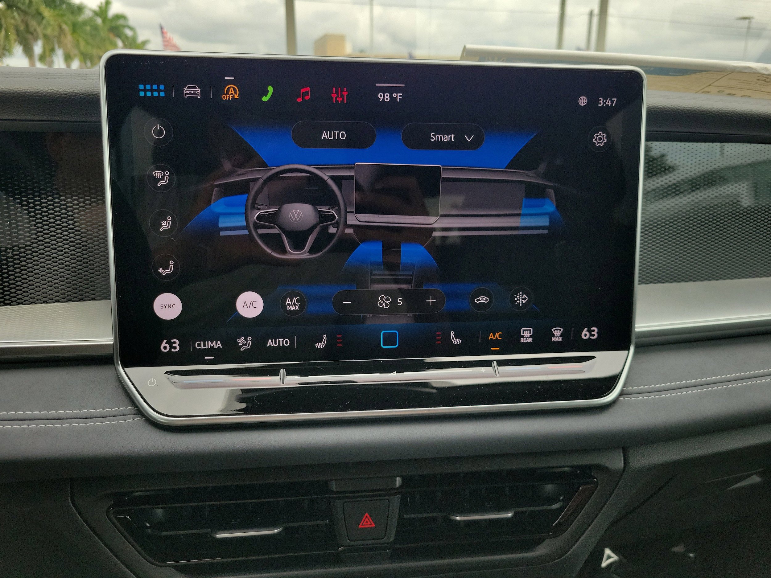 New 2026 Volkswagen Tiguan SE R-Line FWD image 20