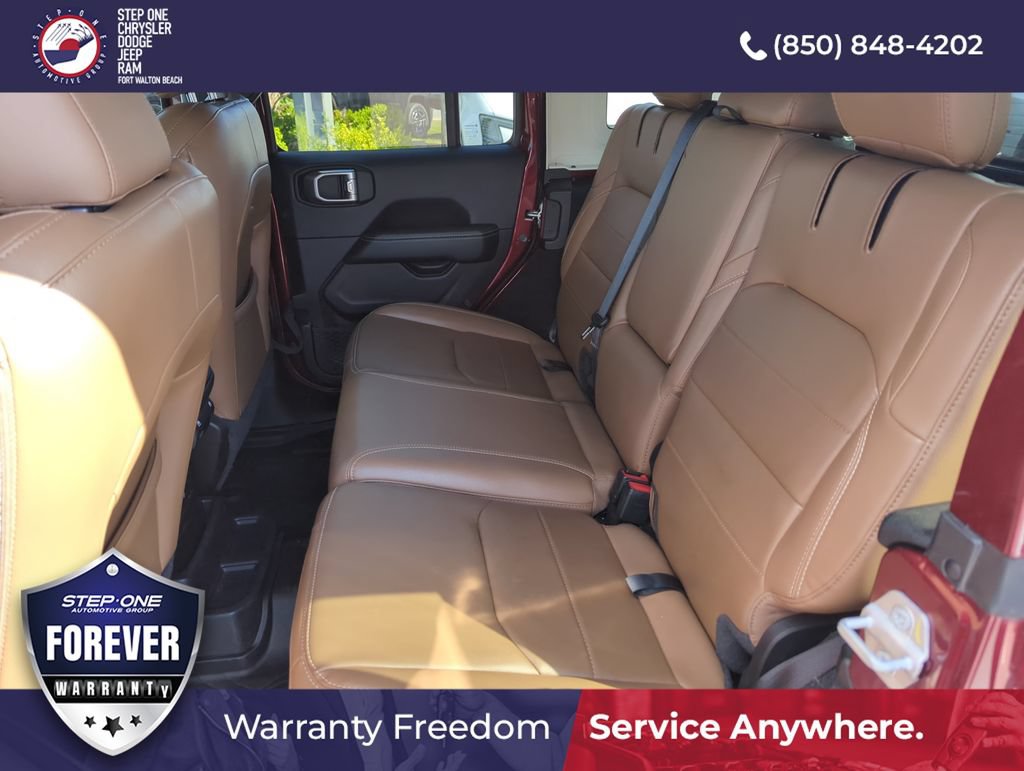 Used 2021 Jeep Wrangler Unlimited Sahara w/ Cold Weather Group AWD/4WD image 27