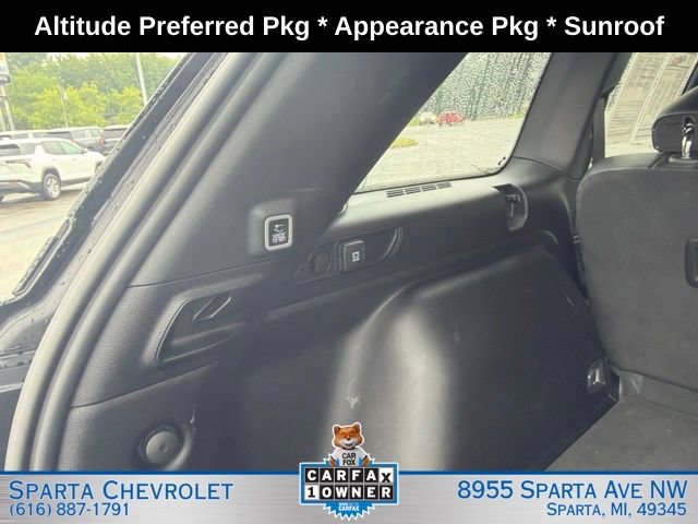 Used 2024 Jeep Grand Cherokee Altitude AWD/4WD image 10