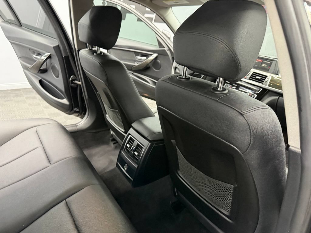 Used 2018 BMW 320i Sedan RWD image 43