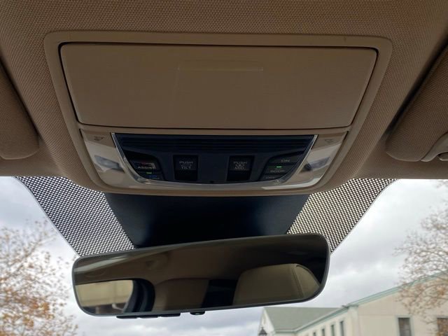 Used 2022 Acura MDX SH-AWD w/ Advance Package image 34