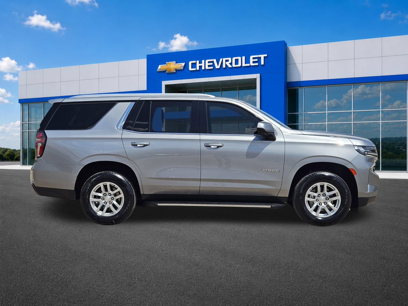 Used 2023 Chevrolet Tahoe LT AWD/4WD image 7