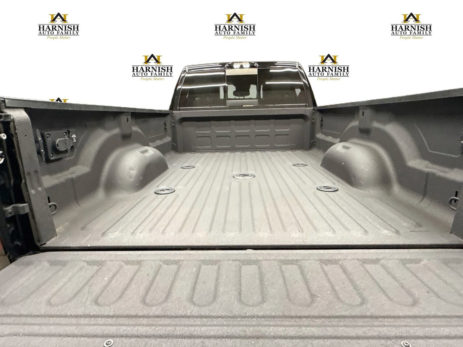 Used 2024 RAM 3500 Laramie w/ Night Edition AWD/4WD image 31