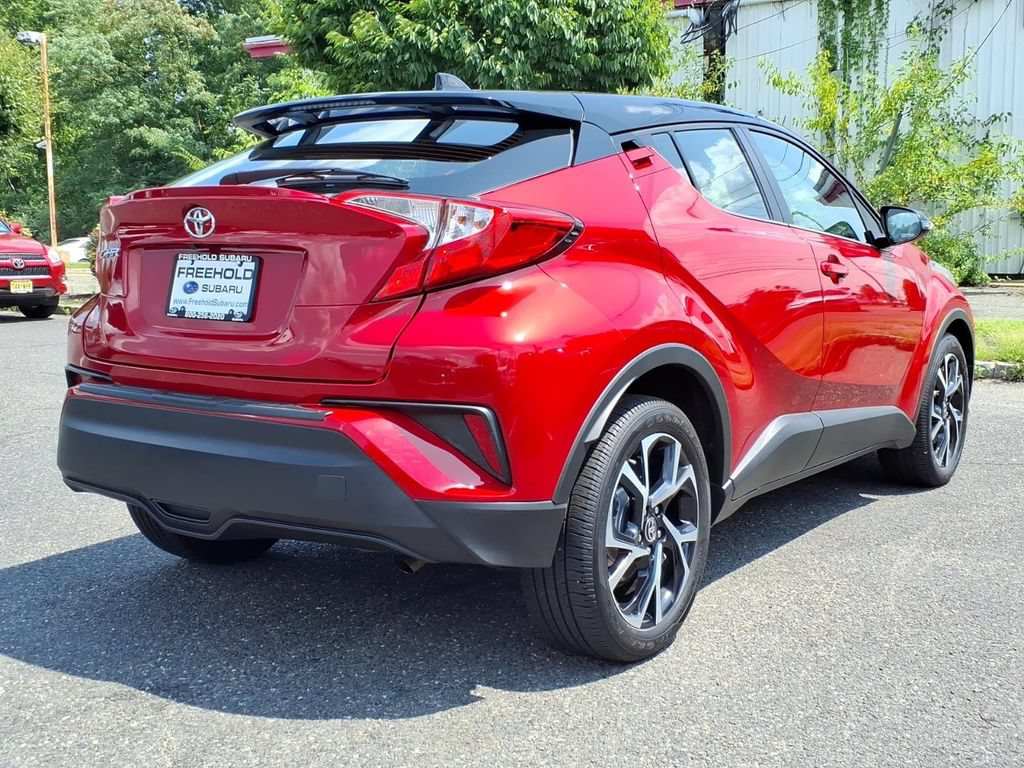 Used 2020 Toyota C-HR XLE FWD image 18