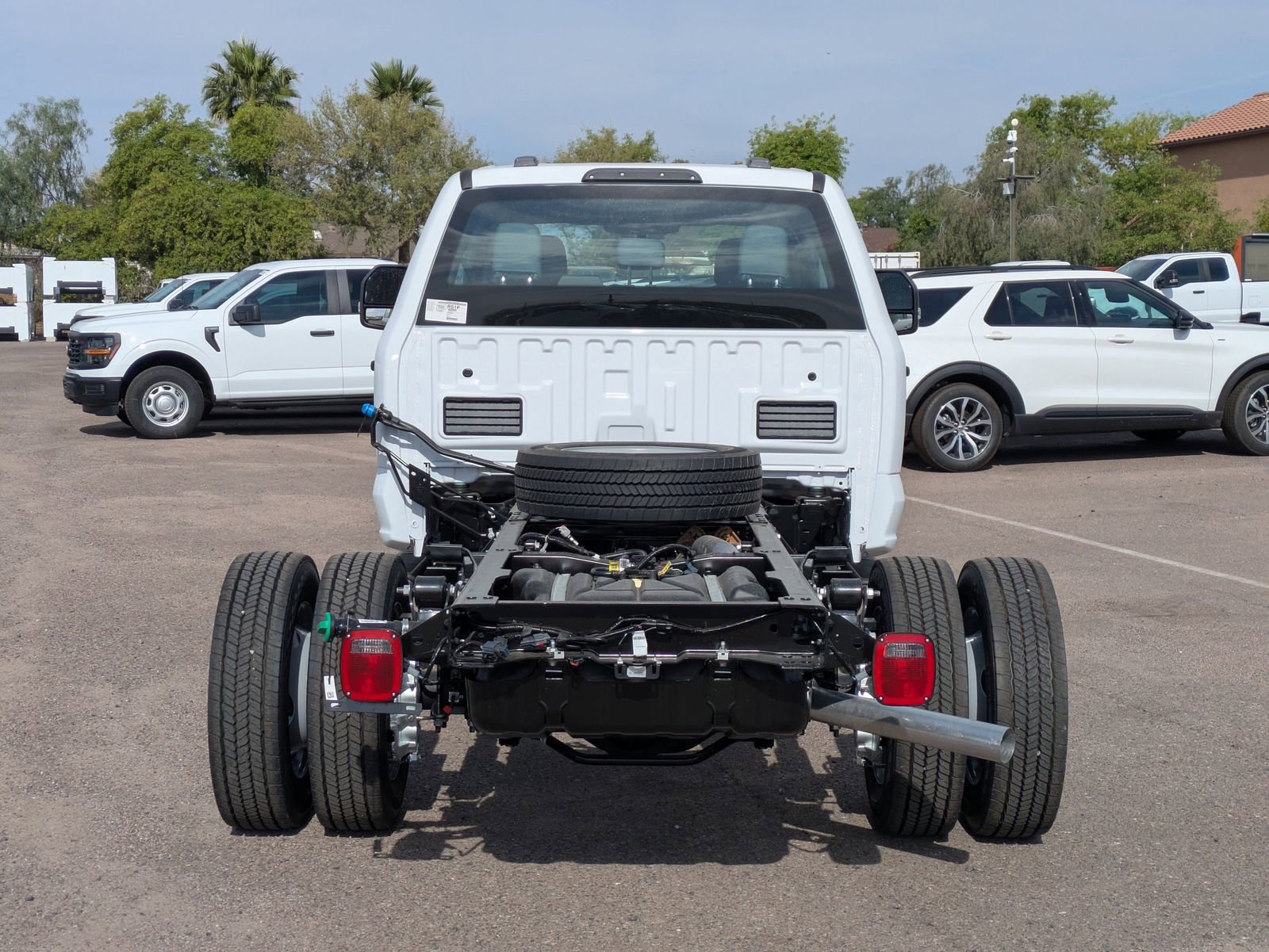 New 2026 Ford F550 4x4 Crew Cab image 34