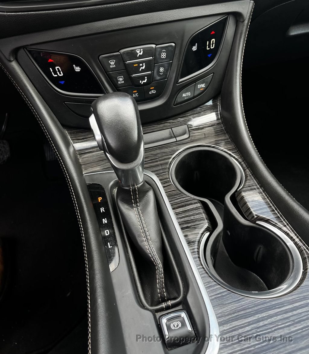 Used 2017 Buick Envision Essence FWD image 21