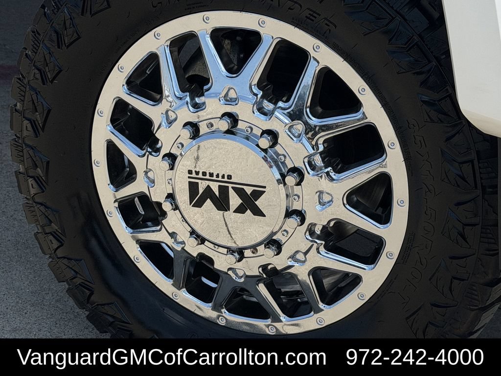Used 2025 Ford F450 Platinum w/ FX4 Off-Road Package AWD/4WD image 11
