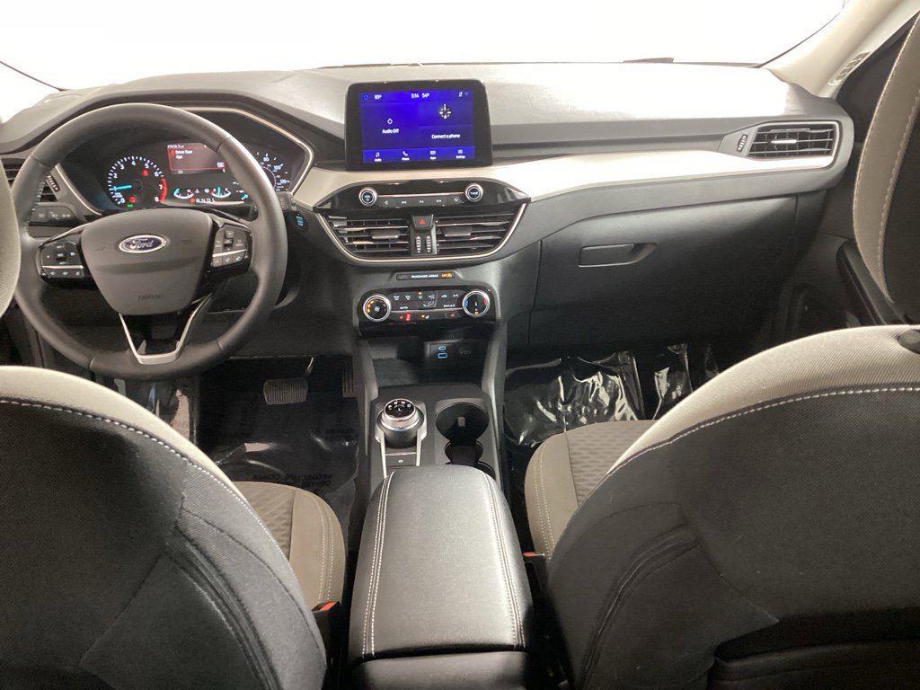 Used 2022 Ford Escape SE w/ Cold Weather Package image 16