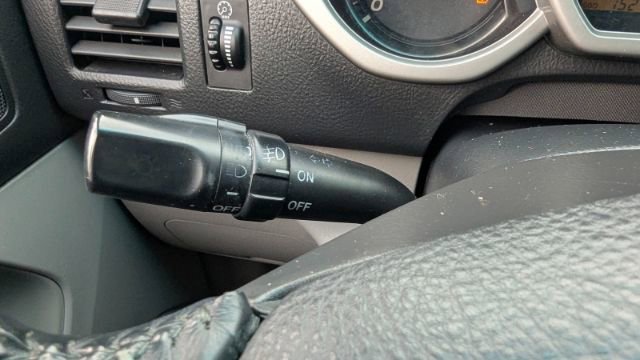 Used 2004 Toyota 4Runner Limited image 26