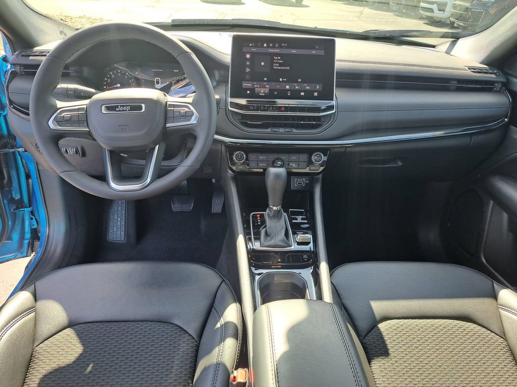 New 2026 Jeep Compass Latitude AWD/4WD image 10