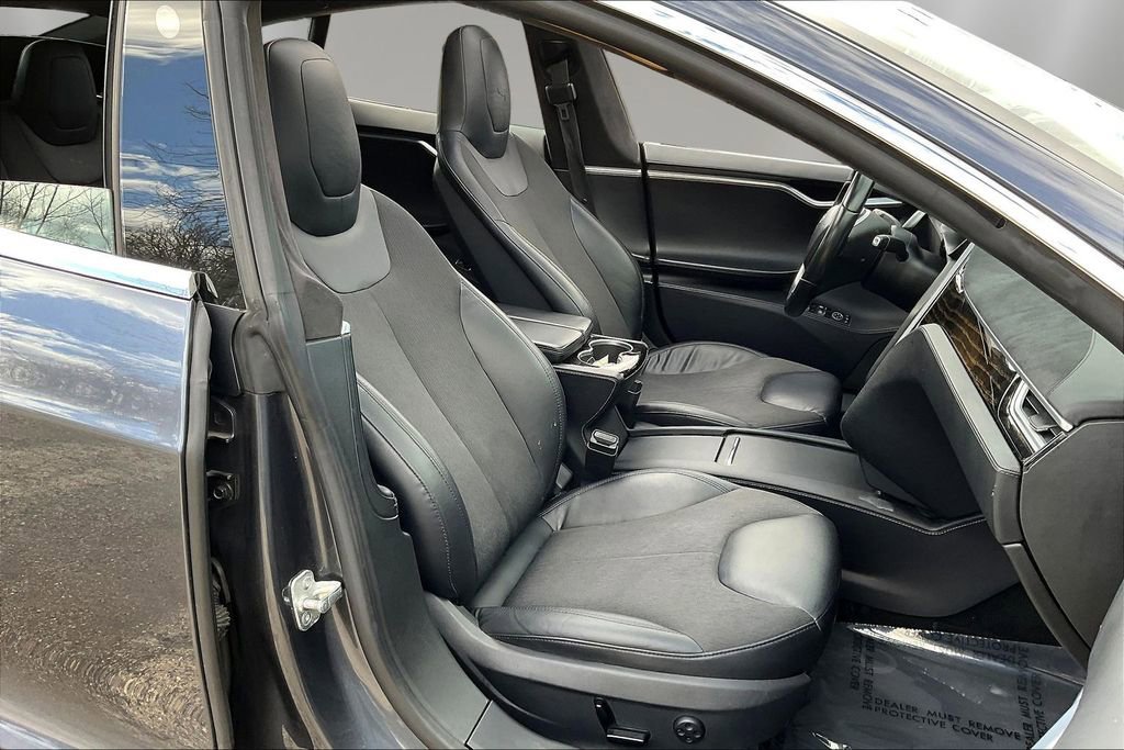 Used 2016 Tesla Model S 60 image 29