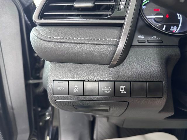 Used 2024 Toyota Camry SE image 17