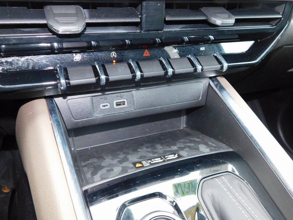 Used 2024 GMC Canyon Denali image 41