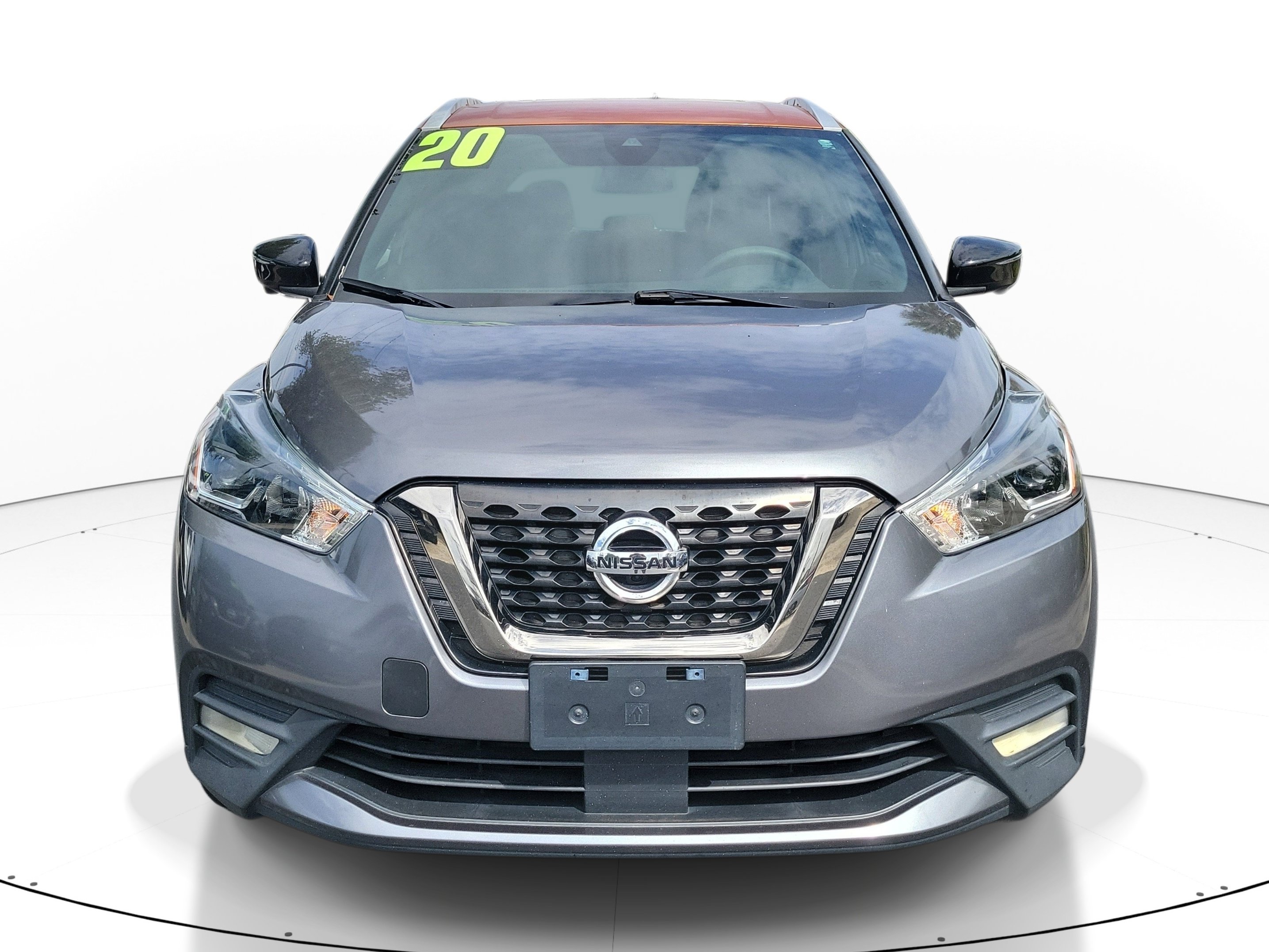 Used 2020 Nissan Kicks SR w/ SR Premium Package FWD image 2