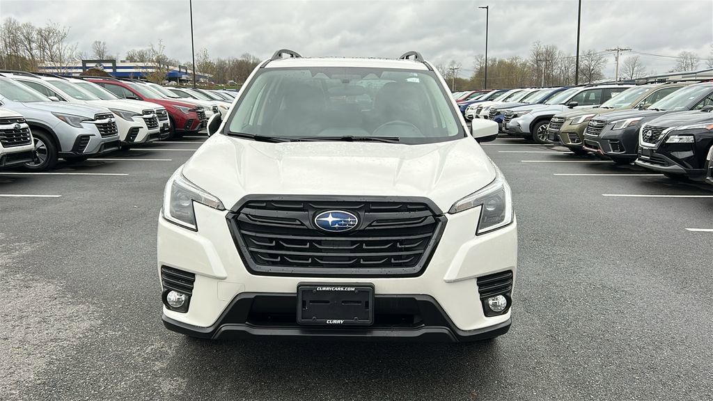 Used 2023 Subaru Forester Premium AWD/4WD image 2