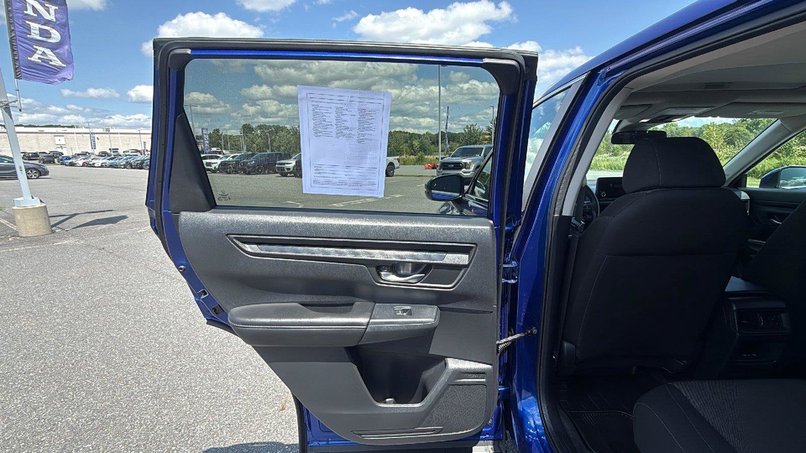 Used 2025 Honda CR-V EX image 22