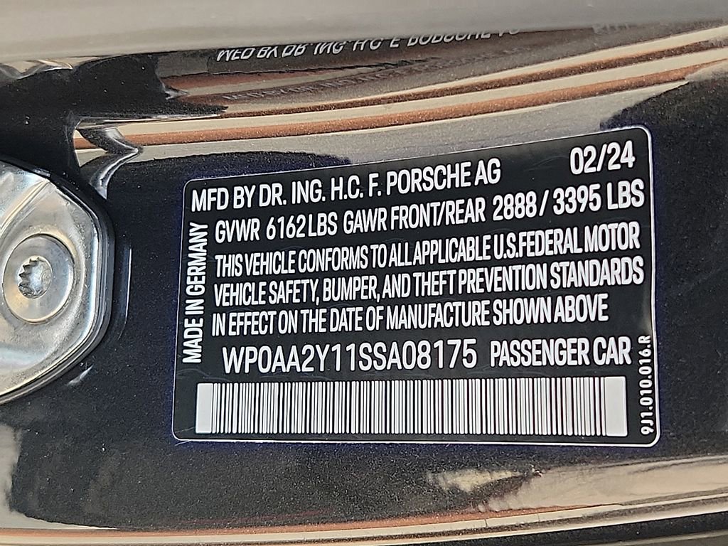 Certified 2025 Porsche Taycan image 27