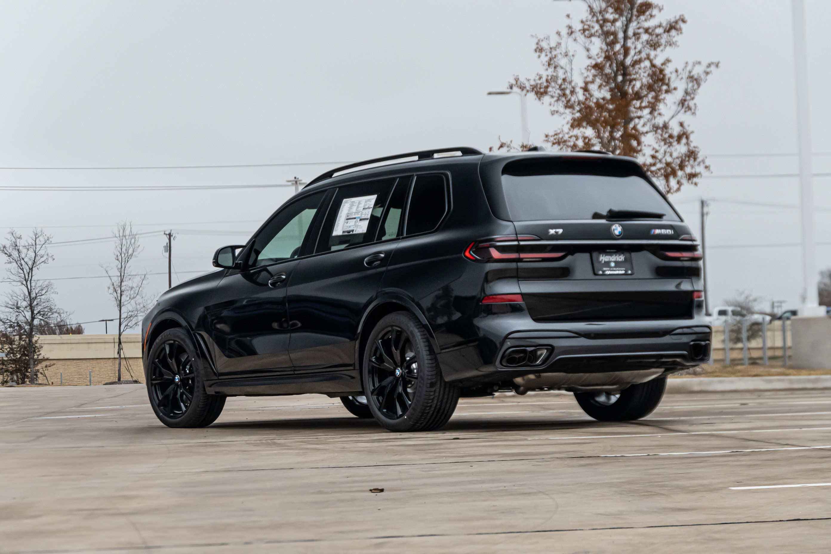 New 2026 BMW X7 M60i image 3