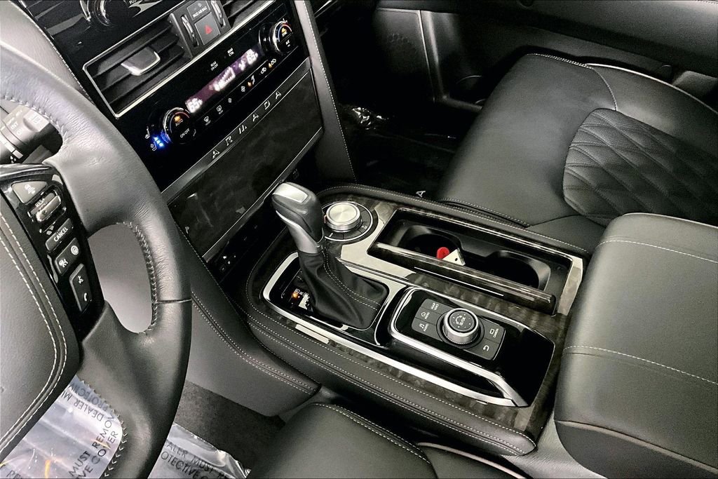 Used 2024 Nissan Armada Platinum w/ Captain's Chairs Package image 17