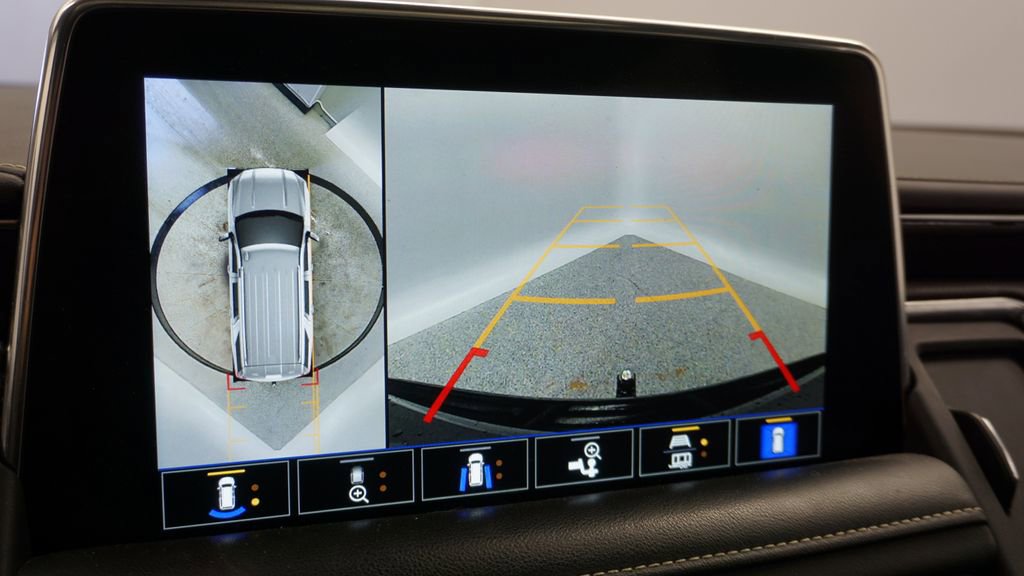 Used 2021 GMC Yukon XL SLT w/ SLT Premium Package image 46