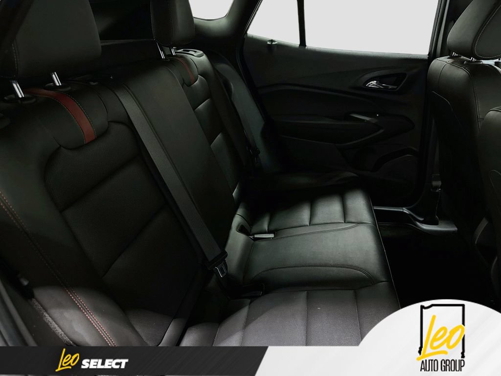 Used 2024 Chevrolet Trax RS FWD image 28
