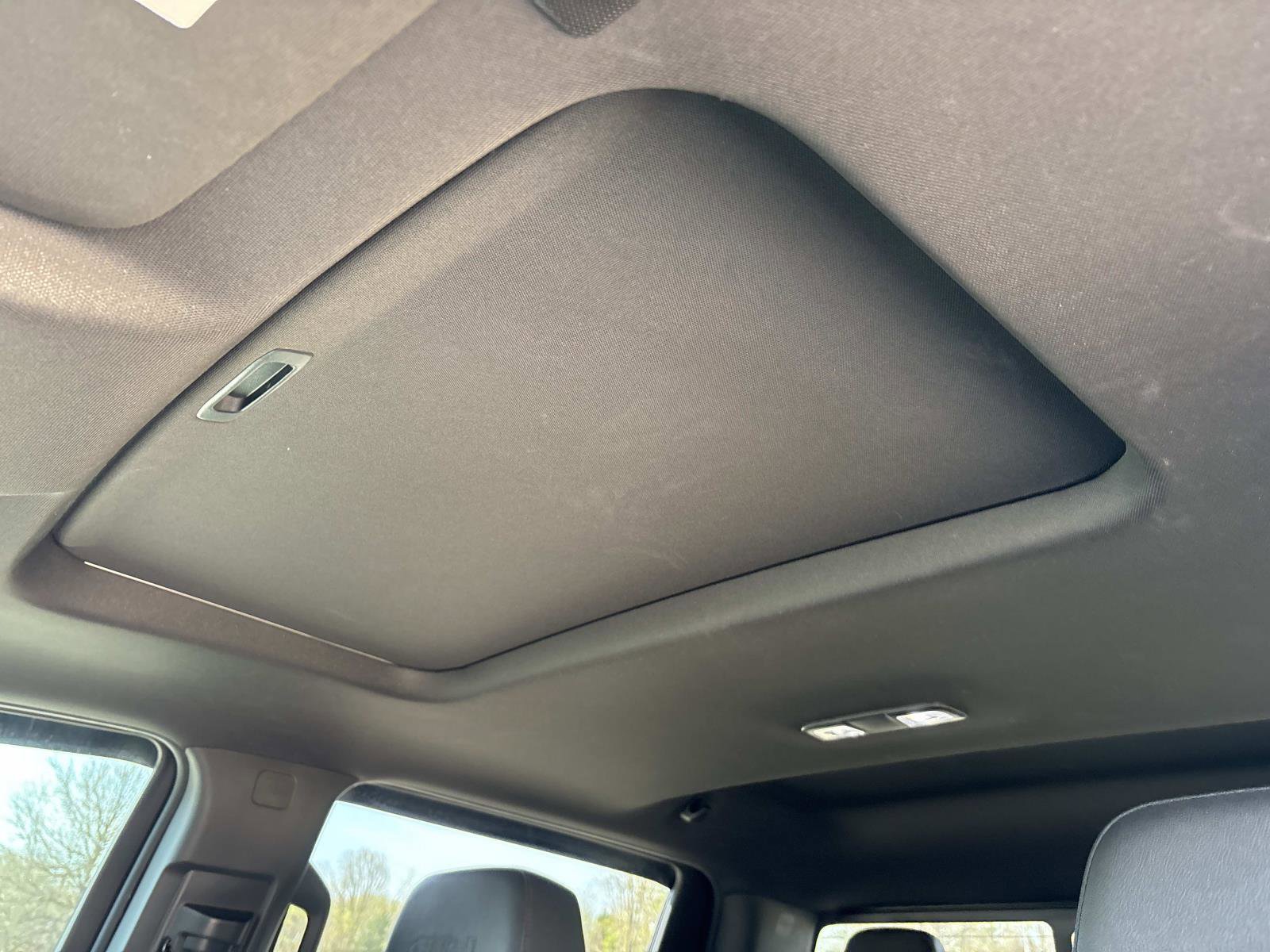 Used 2022 GMC Sierra 1500 AT4 w/ AT4 Premium Package image 18