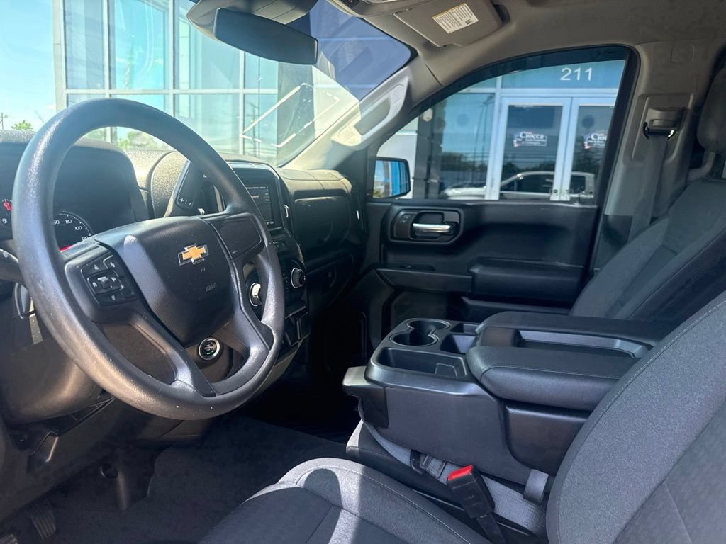 Used 2023 Chevrolet Silverado 1500 Custom AWD/4WD image 15