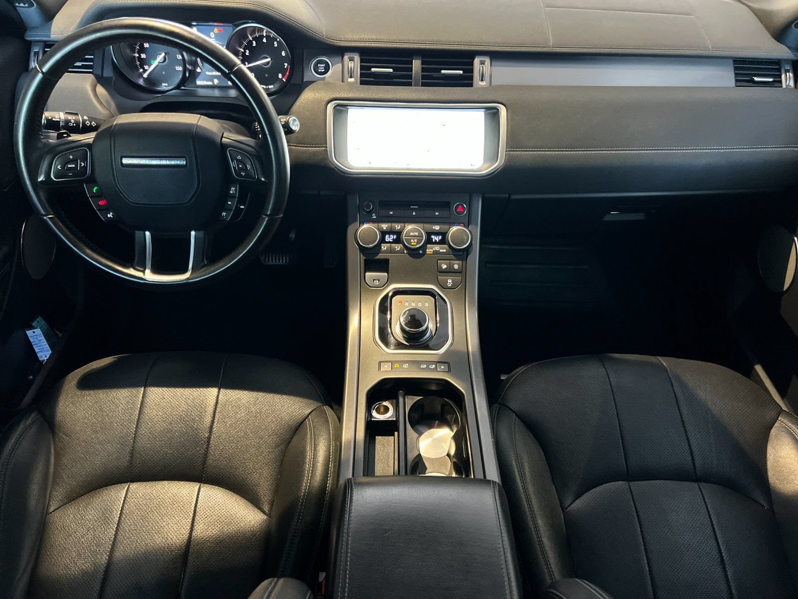 Used 2018 Land Rover Range Rover Evoque Landmark Edition AWD/4WD image 13