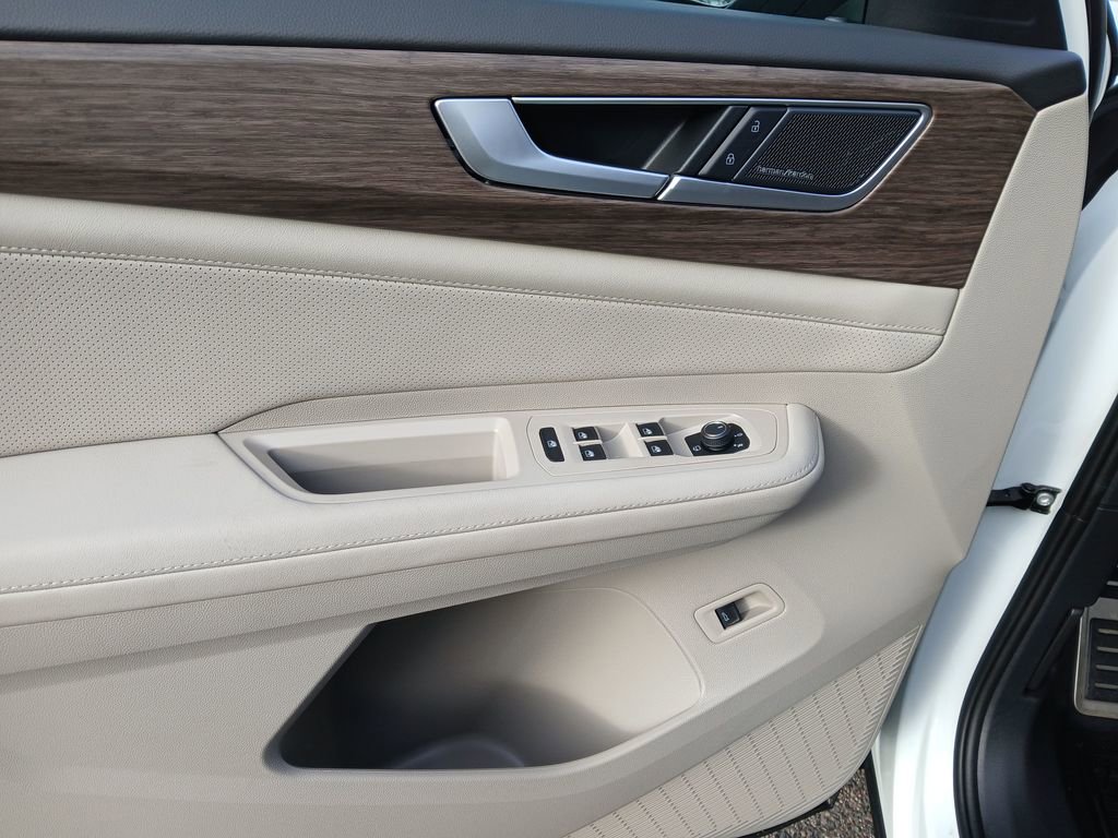 New 2026 Volkswagen Atlas SEL Premium R-Line image 11