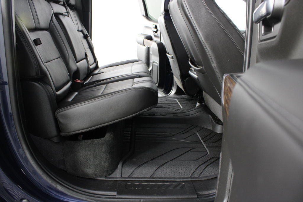 Used 2020 Chevrolet Silverado 1500 High Country w/ Technology Package AWD/4WD image 24
