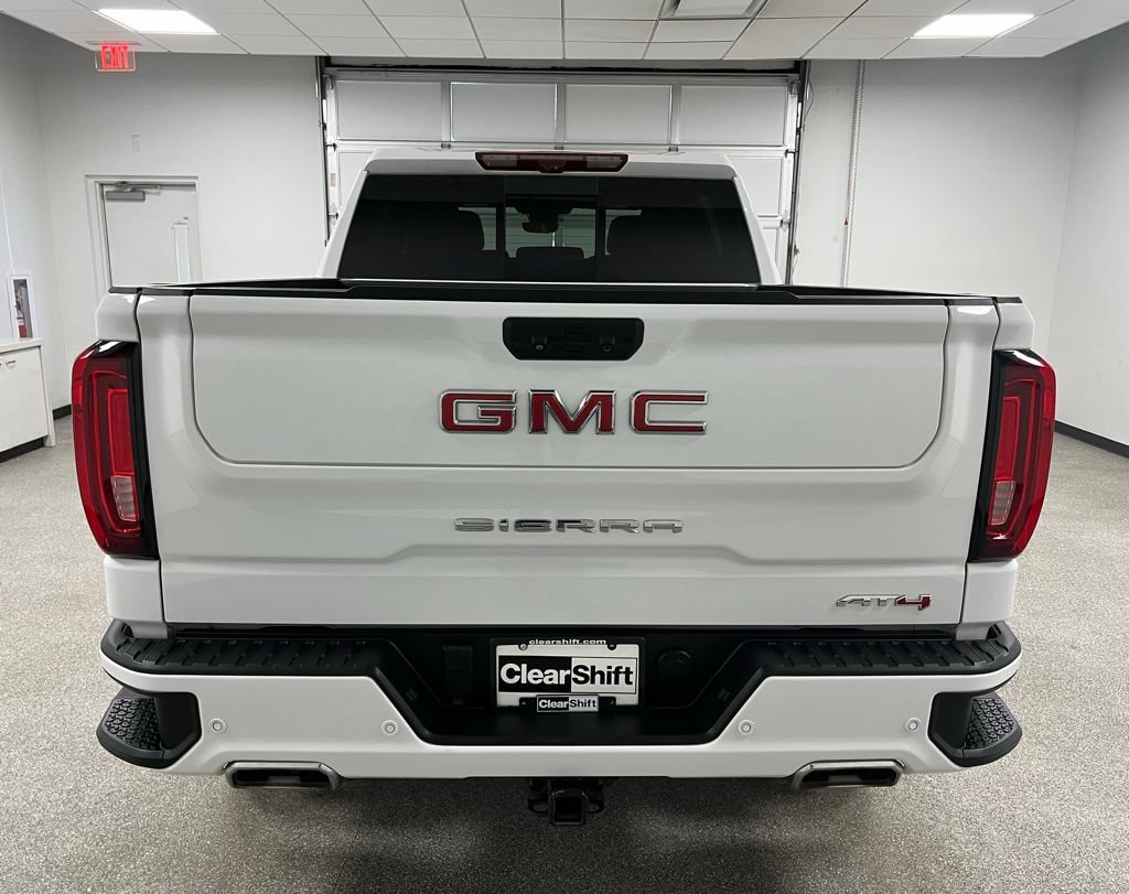 Used 2023 GMC Sierra 1500 AT4 w/ Technology Package AWD/4WD image 11