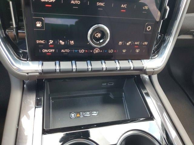 New 2026 GMC Yukon XL Elevation w/ Elevation Premium Package AWD/4WD image 27