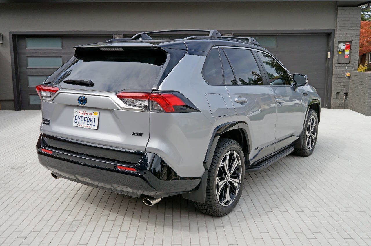 Used 2021 Toyota RAV4 XSE image 5